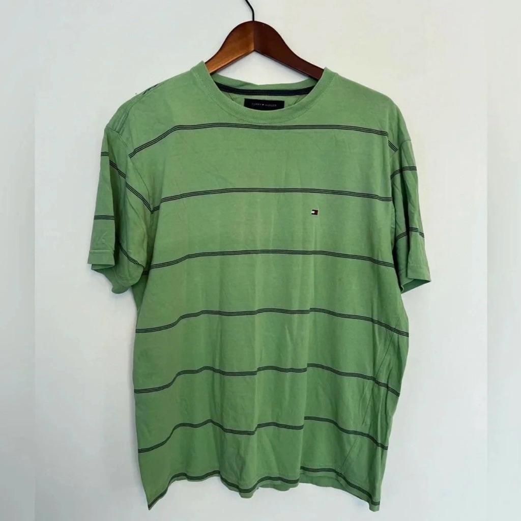 Tommy Hilfiger Men's Green Tee With Stripes Size L